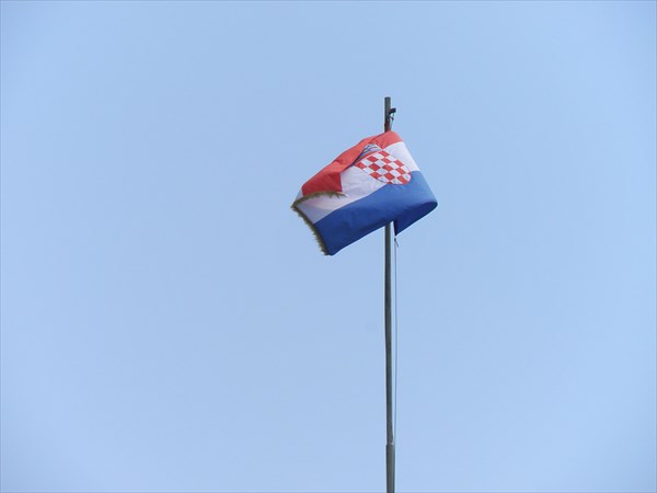 101-Хорватский флаг